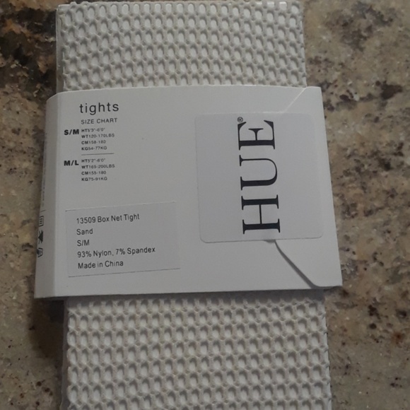 HUE Pattern Net Tights - Picture 4 of 6